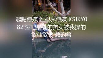 掰开一个少妇B，特色是水多，多到像泡沫般源源不绝涌出那种