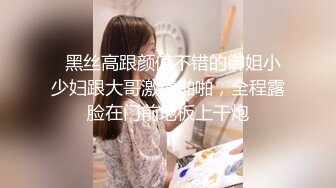 商场女厕近距离偷窥绿衣美m女的多毛小黑鲍