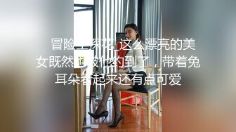 双飞极品粉穴漂亮女技师 两个无毛小骚货轮流女上骑乘大屌上肆意扭动腰肢 直顶花心舍不得下来 真会玩