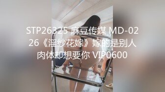 【韩国三级】两个女人在有风景的海滩