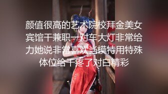 【新片速遞】 熟女妈妈 扒开让我看看 哎呦哎呦 妈妈爽不爽 妈妈全身洗香香床上开裆小内内 骚逼一摸全是水 被无套输出 