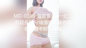 刚生完二胎的黑奶头老婆性欲强烈，要求我无套内射