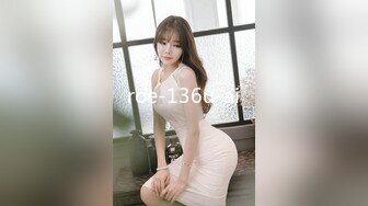 onlyfans【baddalayer】户外露出自慰 极品肥臀道具自慰【228v】 (142)